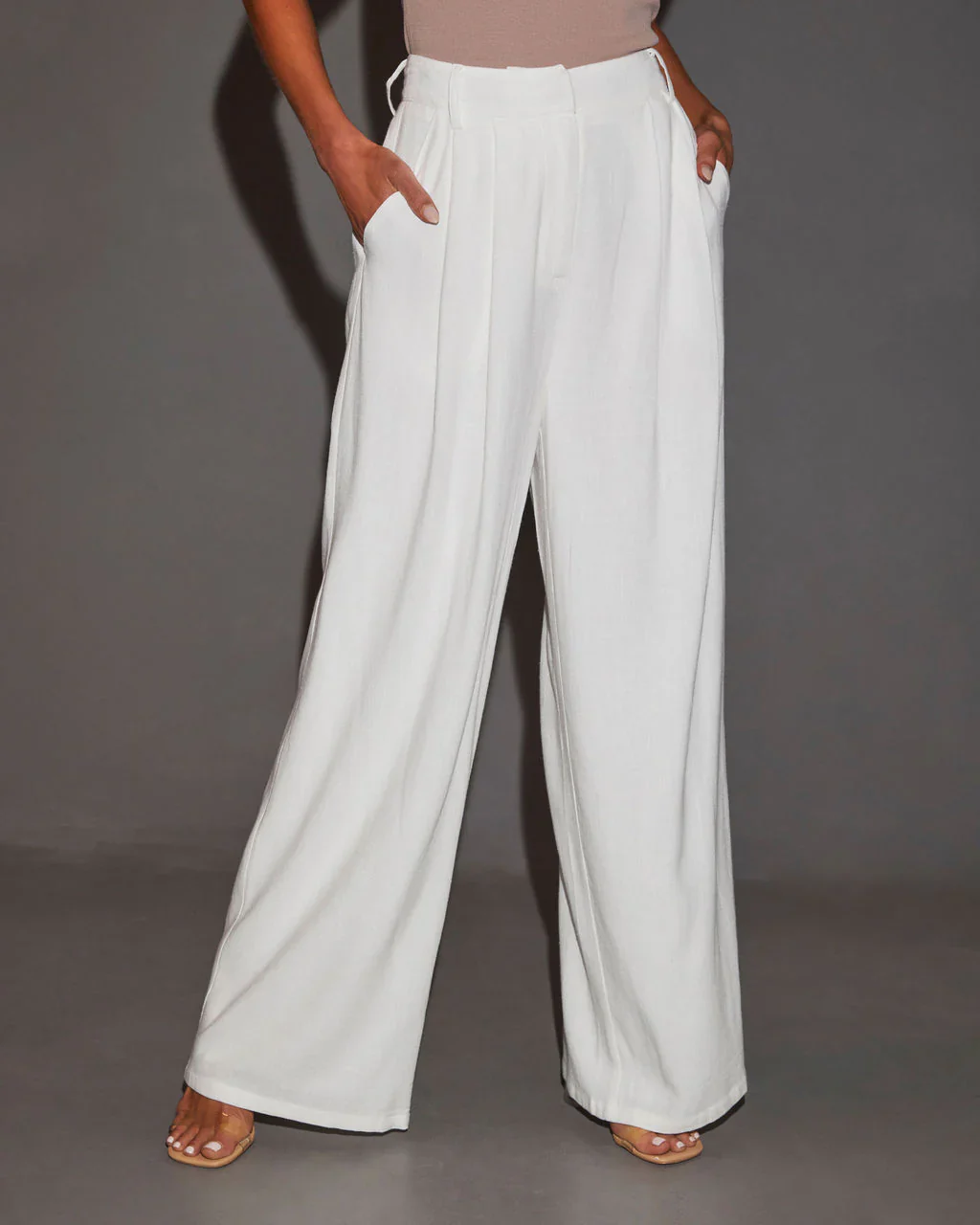 Mallorie Linen Blend Wide Leg Pleated Trouser